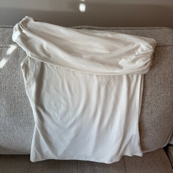 Banana Republic Off the Shoulder top - Picture 4 of 4